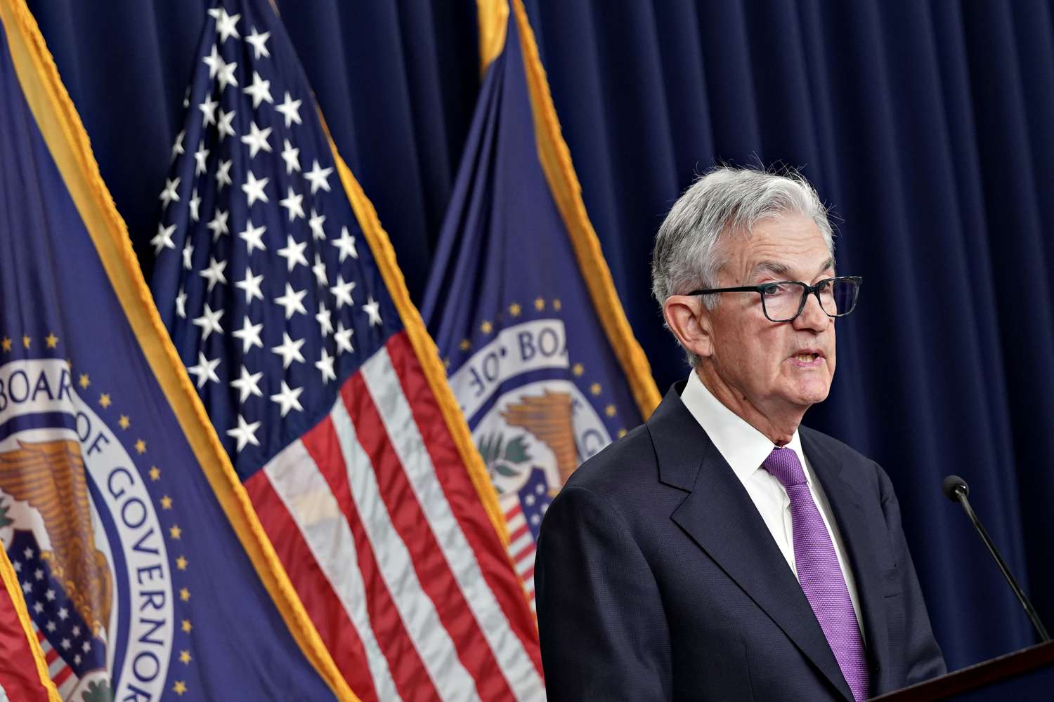 Interest Rates Will Stay Higher For Longer Fed Officials Forecast